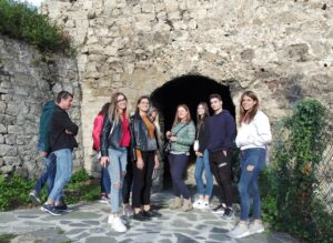 Read more about the article Jajce i COD drugi domaćini Omladinskog festivala jednominutnih filmova