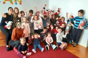 Read more about the article Santa Claus visited the children in the Ciciban playroom and handed them the well-deserved presents